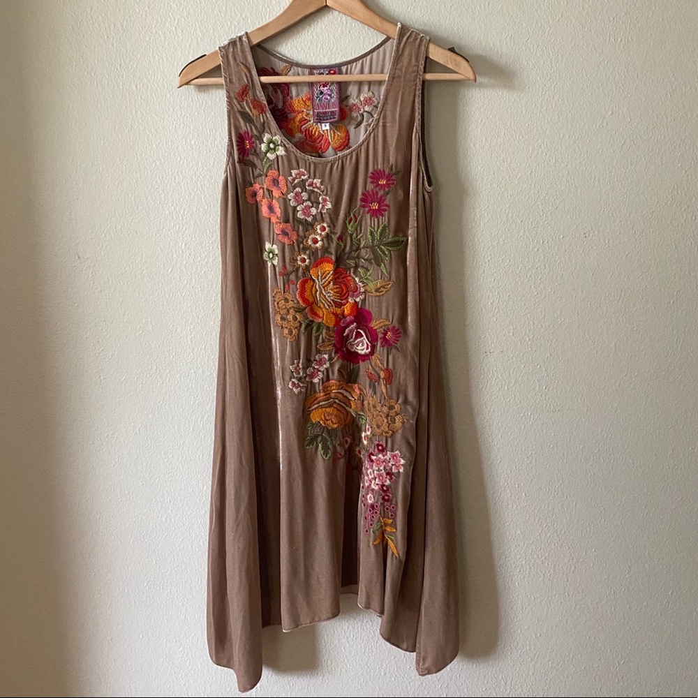 Johnny Was Velvet Sleeveless Embroidered Dress